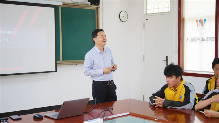西安万通恒泰校企定向班面试圆满落幕，校企合作再结硕果