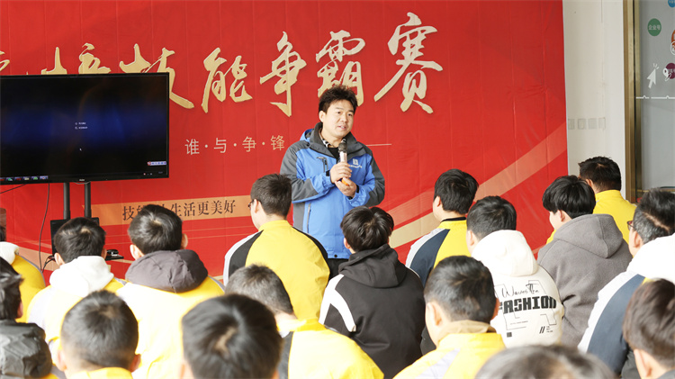 掌握前沿技术，驭见未来 ——连顺自动变速箱专修技术总监走进西安万通，共话汽车行业新未来