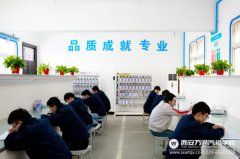西安万通汽修学校开启期末考试模式
