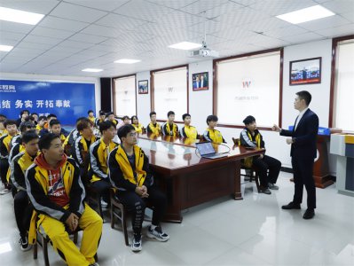 校企合作“职”遇新发展，学子优先就业赢未来 ——车之洁到我校开展专场招聘