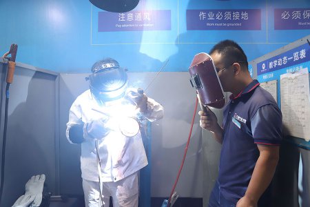 氩弧焊新手入门教学，氩弧焊焊接手法与技巧
